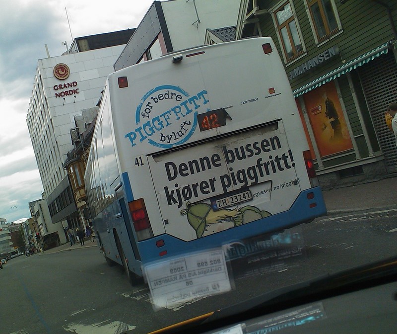 Piggfri%20buss.jpg